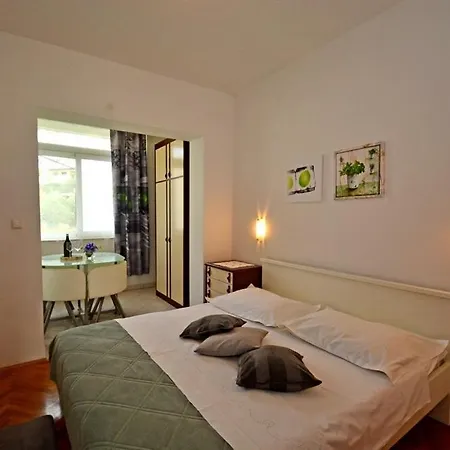 In With Sea View, Terrace, Air Conditioning, Wifi 4969-2 * Duće
